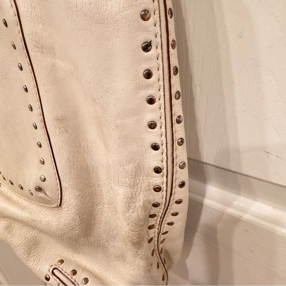 Michael Kors Astor older Studded cream leather big tote well made loved 13x12x3" - Picture 2 of 16